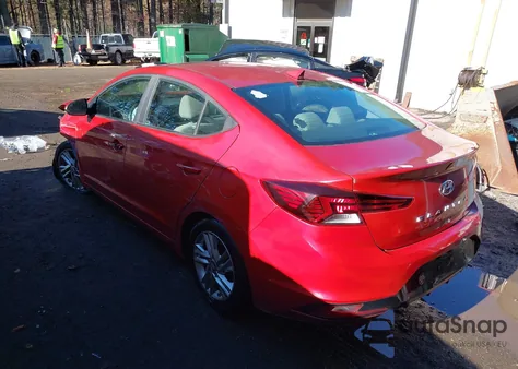 2019 Hyundai Elantra Value Edition z USA, uszkodzony, nr VIN 5NPD84LF5KH444515